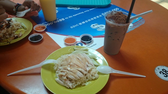 The best Hainanese Chicken Rice with Milo Dinosaur - two must-try popular food in Singapore